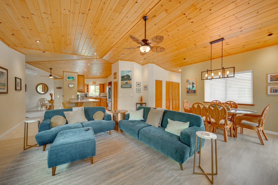 Lush Puna Coast Escape! Spacious Home w/ Pool House in Hawaiian Paradise Park