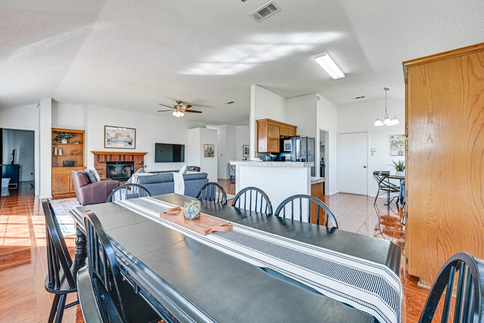 10 Mi to Fort Hood: Family Home w/ Backyard House in Harker Heights