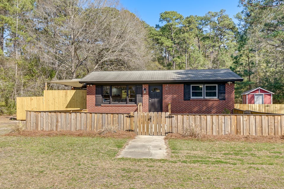 Deck & Spacious Yard! Wilmington Gem on Half-Acre Cottage in New Hanover County
