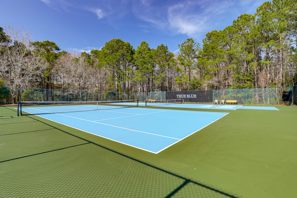 Pawleys Island Beach & Golf Family Retreat Apartment in South Carolina