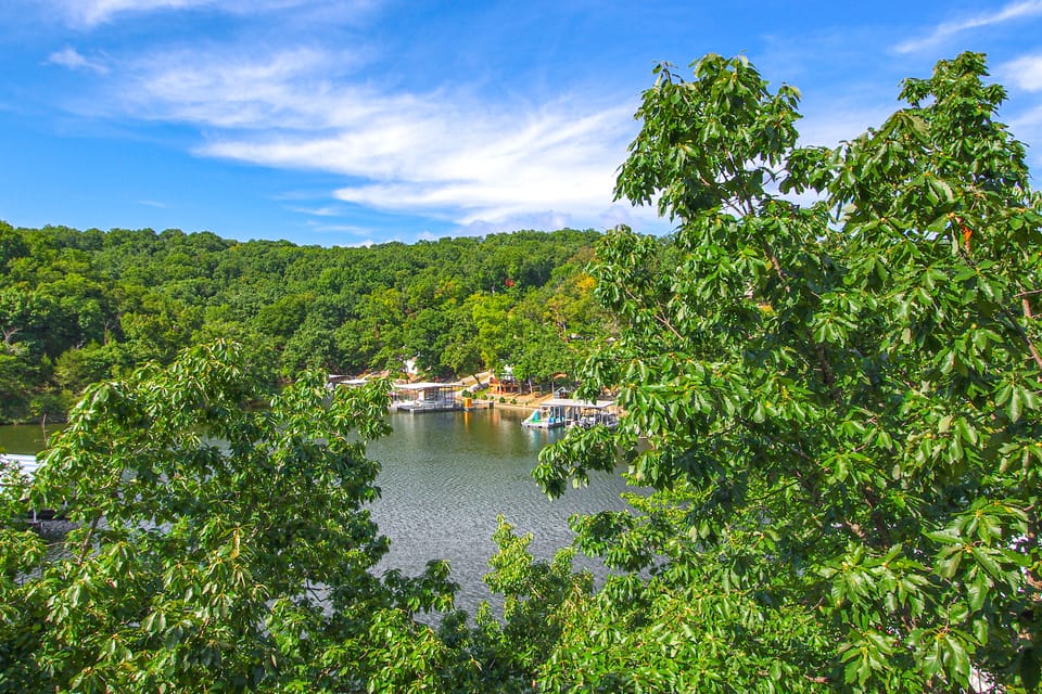 Resort Villa on Lake of the Ozarks! Family Fun Hub Villa in Osage Beach