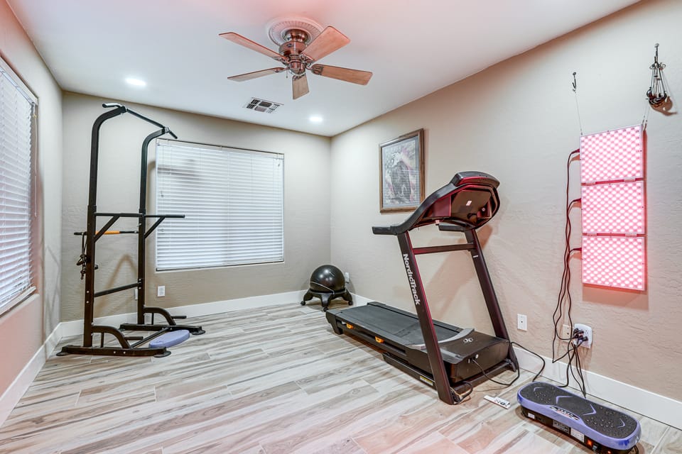 Patio & Home Gym! Augusta Ranch Golf Home House in Mesa