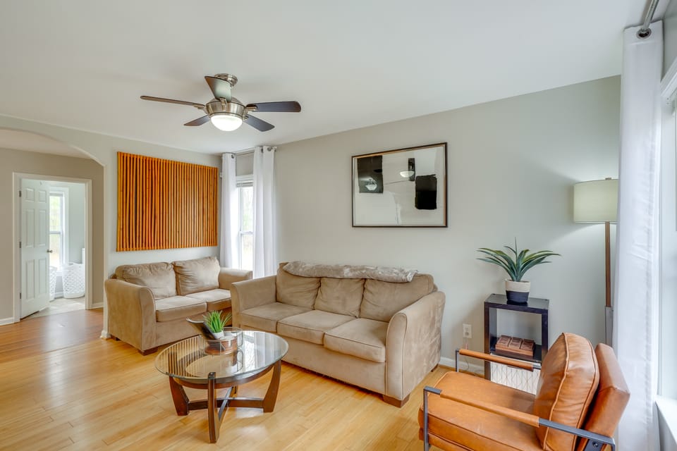 Family-Ready Efland Home w/ Hot Tub + Deck House in North Carolina