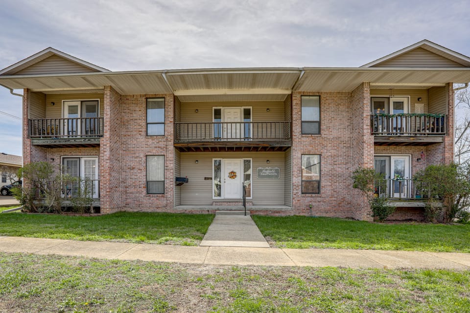Cozy Stay Near Downtown & Lake Wappapello Apartment in Missouri