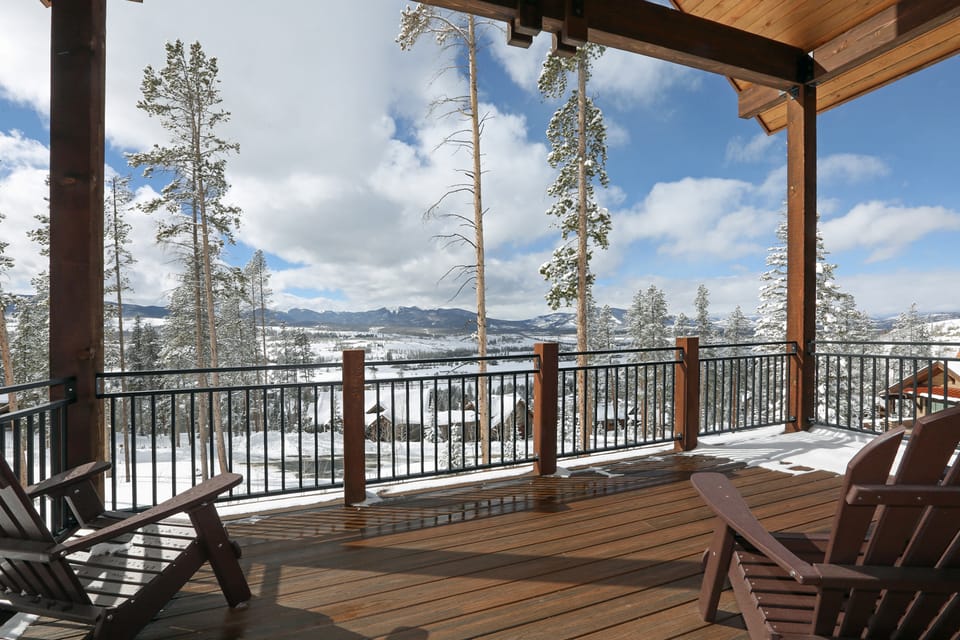5 Mi to Winter Park Resort! Year-Round Mtn Gem House in Fraser