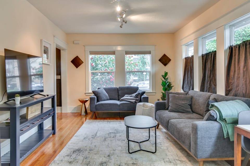 Main Street Retreat! Urban Cottage in Vancouver House in Vancouver