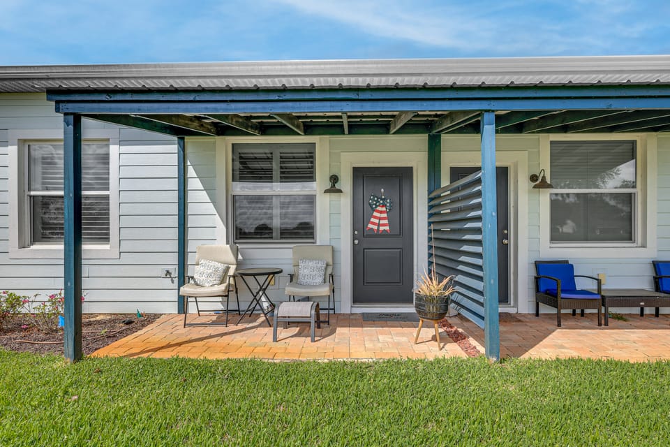 Pool Access + Course View: Golf Getaway in Sebring Apartment in Florida
