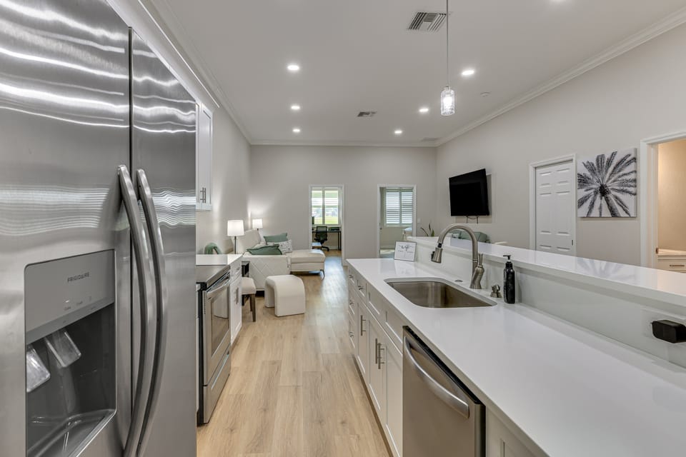 Pool Access + Course View: Golf Getaway in Sebring Apartment in Florida