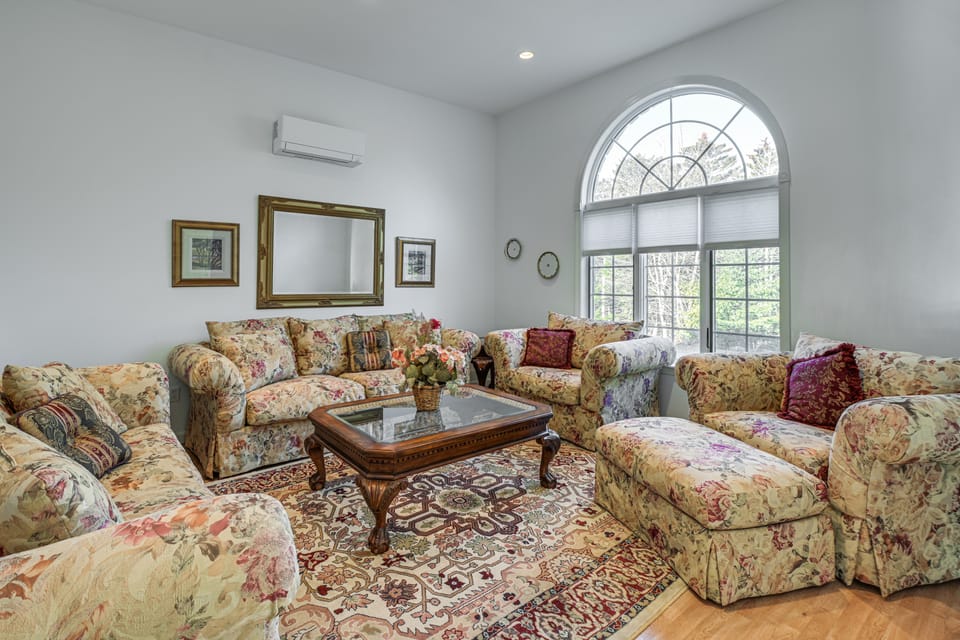 3 Mi to Acadia National Park: Spacious Getaway! House in Acadia National Park