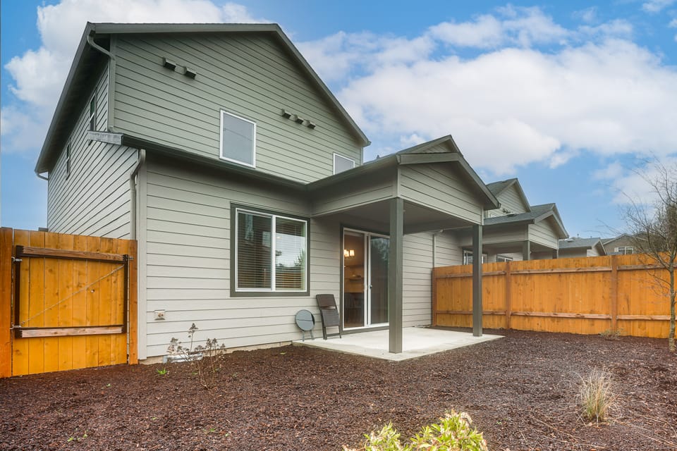 Newly Built PNW Home: 1 Mi to WSU & Med Center Apartment in Washington