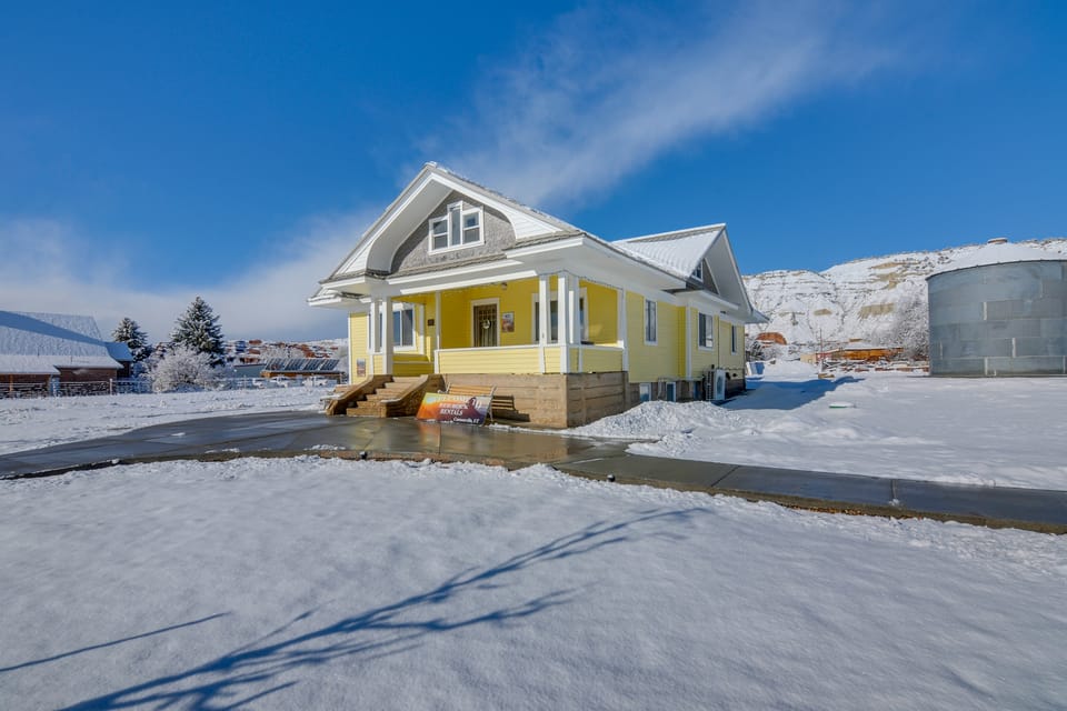 Historic Bryce Canyon Basecamp w/ Game Room! House in Cannonville