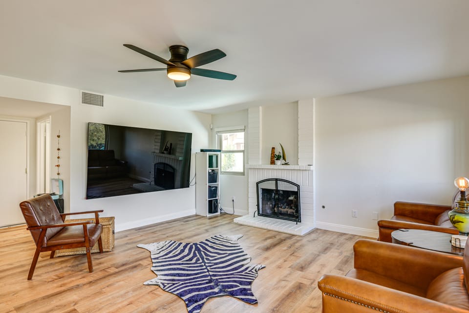 Hot Tub, Pool & SoCal Sunsets: San Diego Area Home House in La Mesa