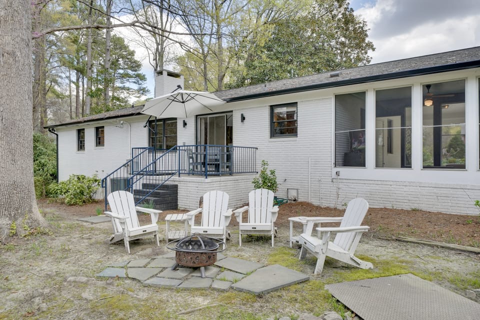 Quiet Downtown Cary Home w/ Screened Porch House in Cary
