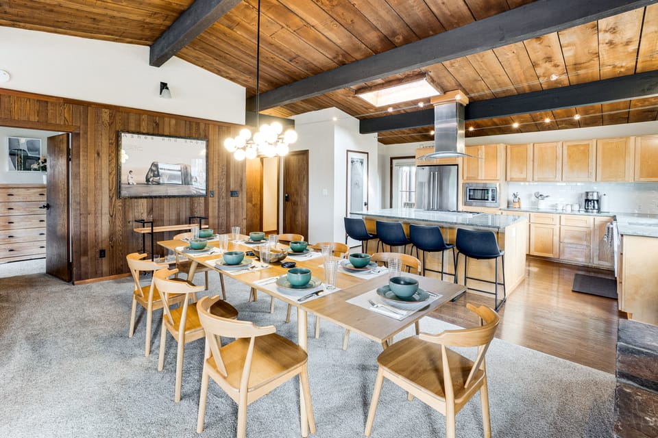 Lakefront Home w/ Dock & Views in Langlois House in Oregon