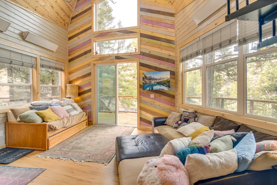 'Mystic Treehouse' on 35 Acres Near Hartsel House in Park County