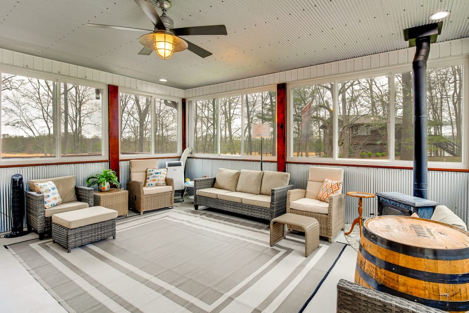 Bring Your Boat! Waterfront Stay on Tims Ford Lake House in Tennessee