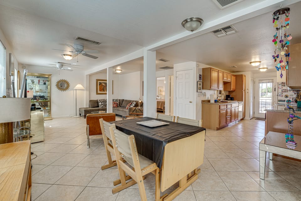 Shop & Dine! Getaway 3 Mi to Old Town Scottsdale House in Scottsdale