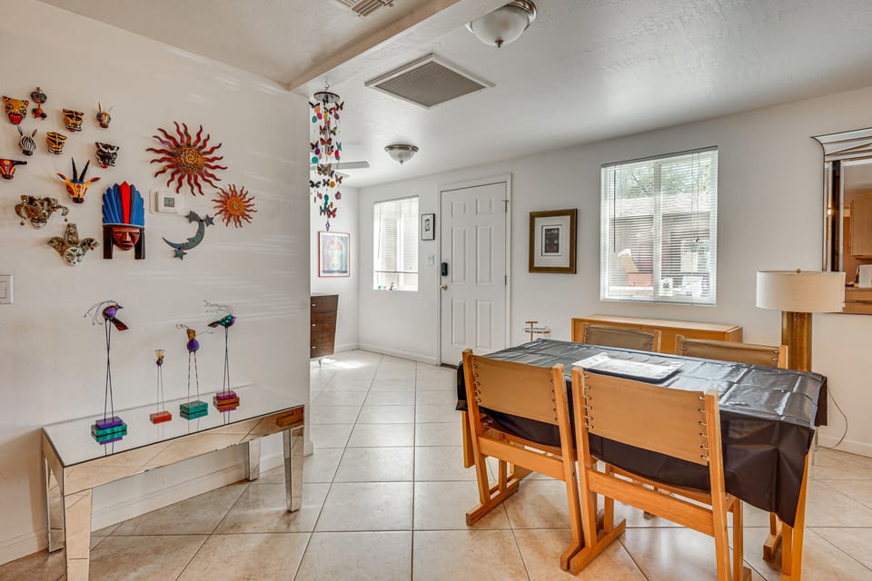 Shop & Dine! Getaway 3 Mi to Old Town Scottsdale House in Scottsdale