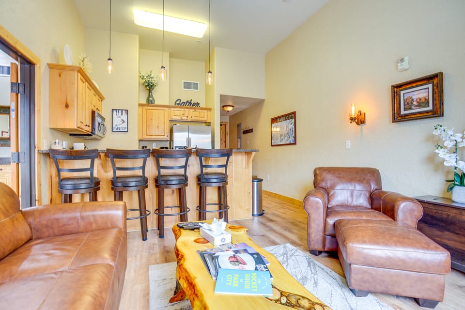 Canyons Village Condo w/ Pool, Hot Tub & Sauna Apartment in Wasatch County