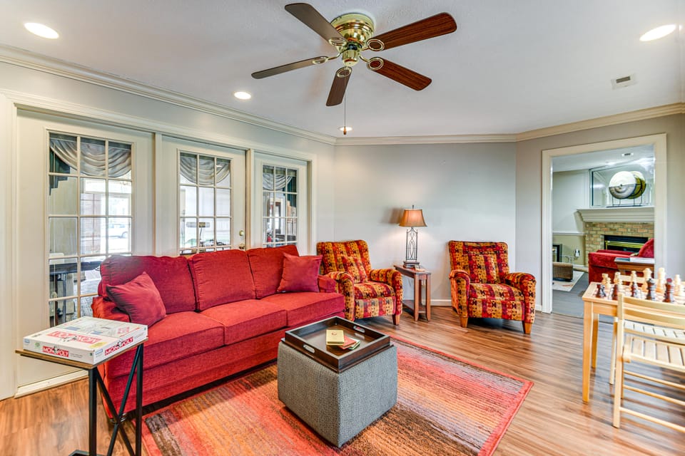 5 Mi to Coliseum! Spacious Home in Hampton Roads House in Hampton