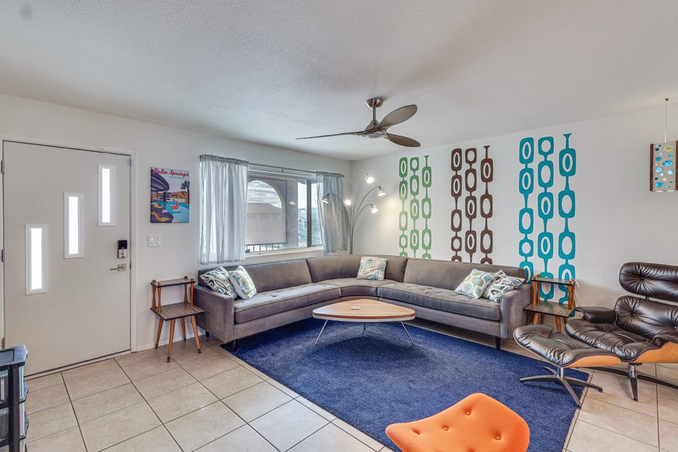 Pool & Patio! Mod Desert Digs Near Lake Havasu House in Lake Havasu City