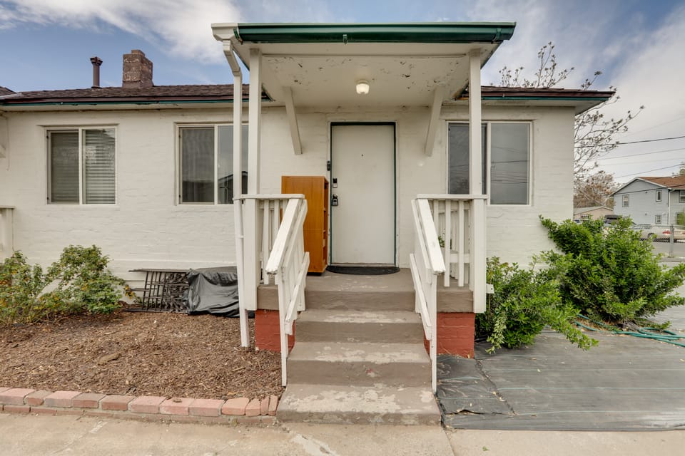 Home Near Reno Industrial Center & Med Centers Apartment in Sparks