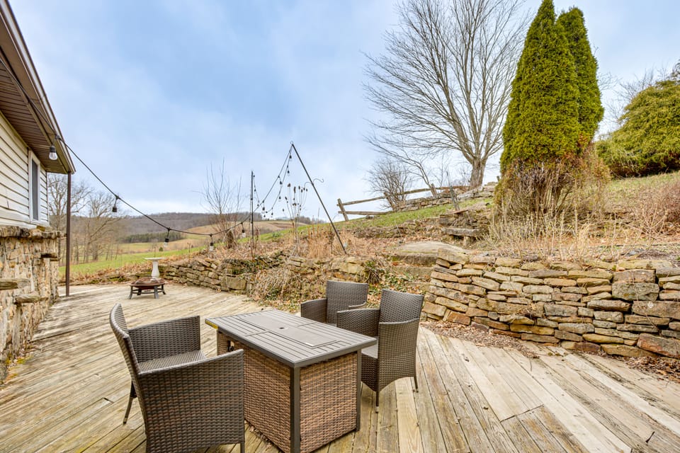 Great for Groups! Spacious Melcroft Home w/ Deck House in Pennsylvania