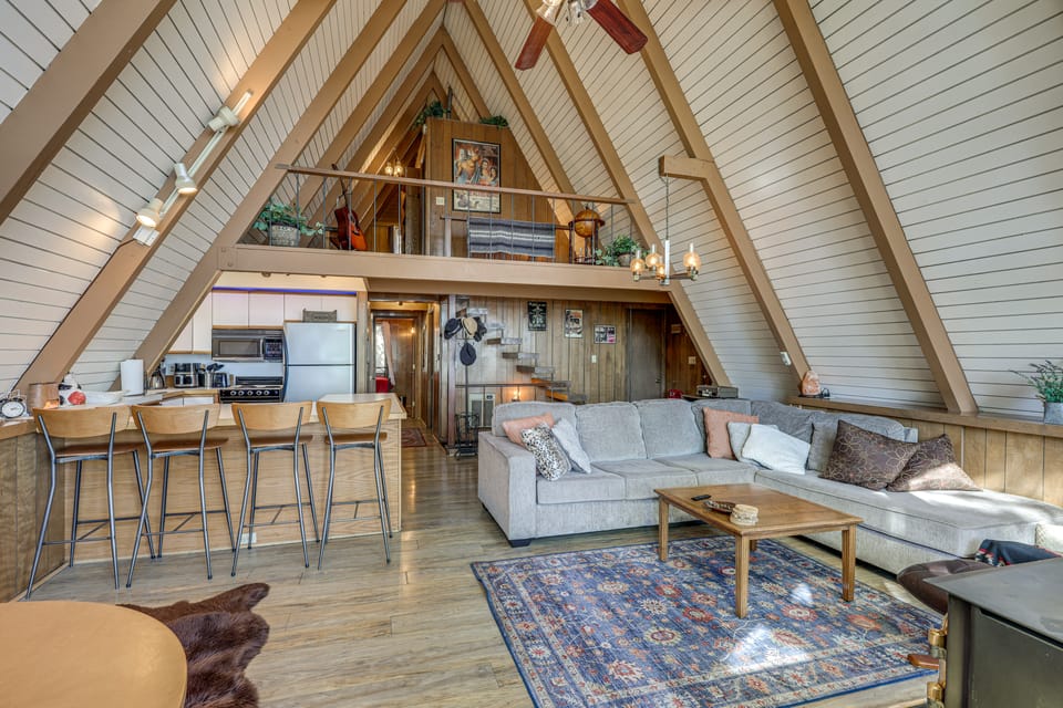 Running Springs Retreat: Ski, Hike & Relax! House in Running Springs