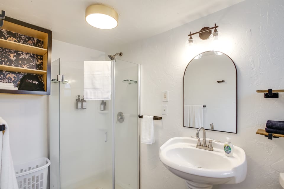 Modern Comfort Near Dtwn! Stylish Spokane Studio Apartment in Spokane