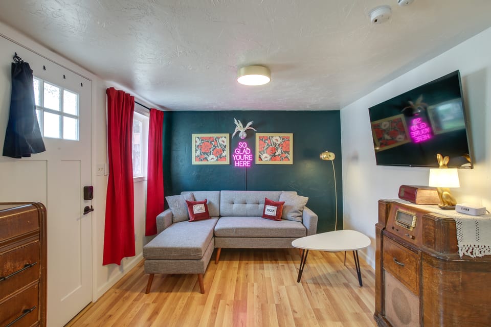 Chic, Central Spokane Apt for Couples & Solo Stays Apartment in Spokane