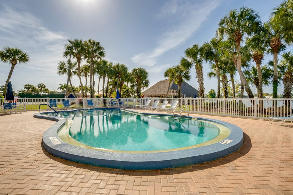 Golf + Pool Days! Extended Port Charlotte Escape House in Florida