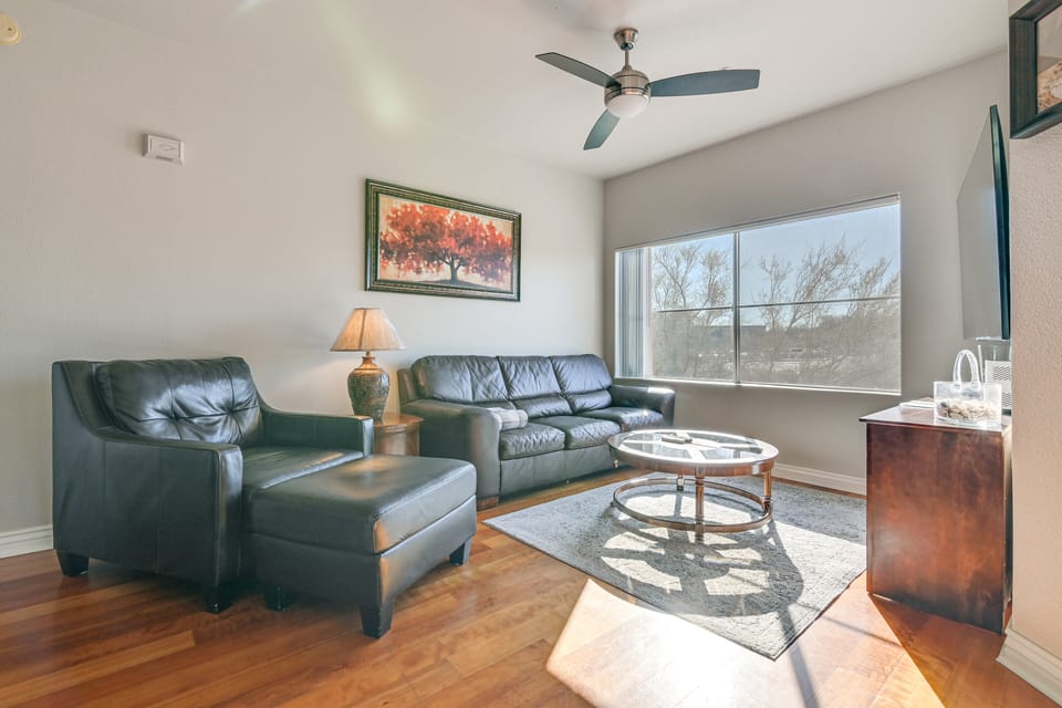 Hike & Golf in Fountain Hills! Resort-Style Condo Apartment in Fountain Hills