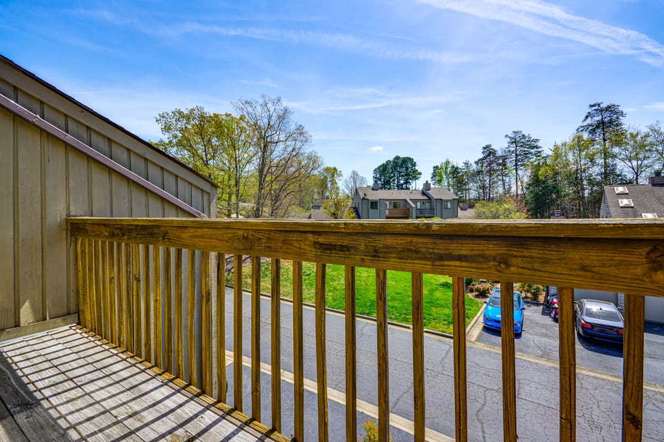 Lake Living & Game Room! Group Escape 3 Mi to HPU Apartment in High Point