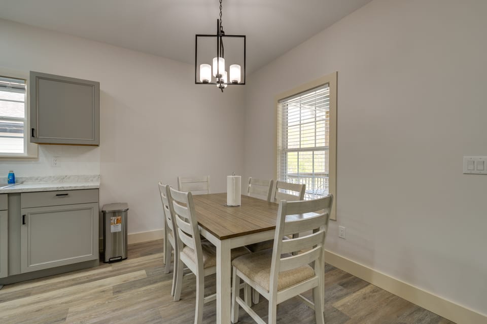 4 Mi to Nolichucky River Adventures! Mtn-View Home House in Banner Hill