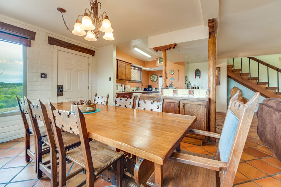11-Min Walk to Santa Fe Plaza! Condo w/ Pool Apartment in Santa Fe