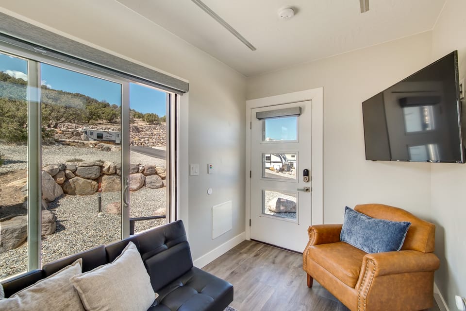 Mtn Views! Reimagined Container Home in Cedar City House in Cedar City