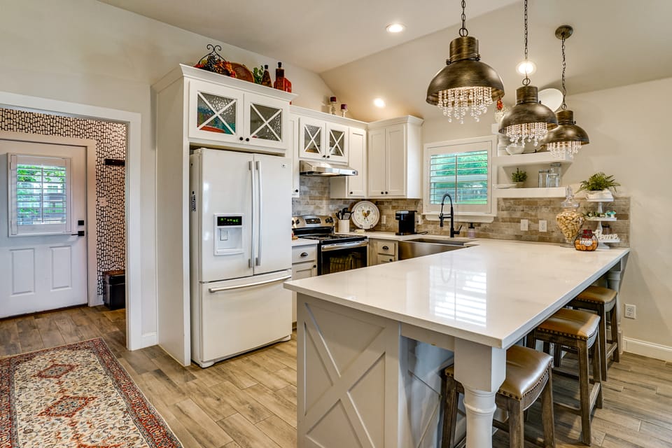 Backyard Bungalow w/ Pool & Country Views House in Denton