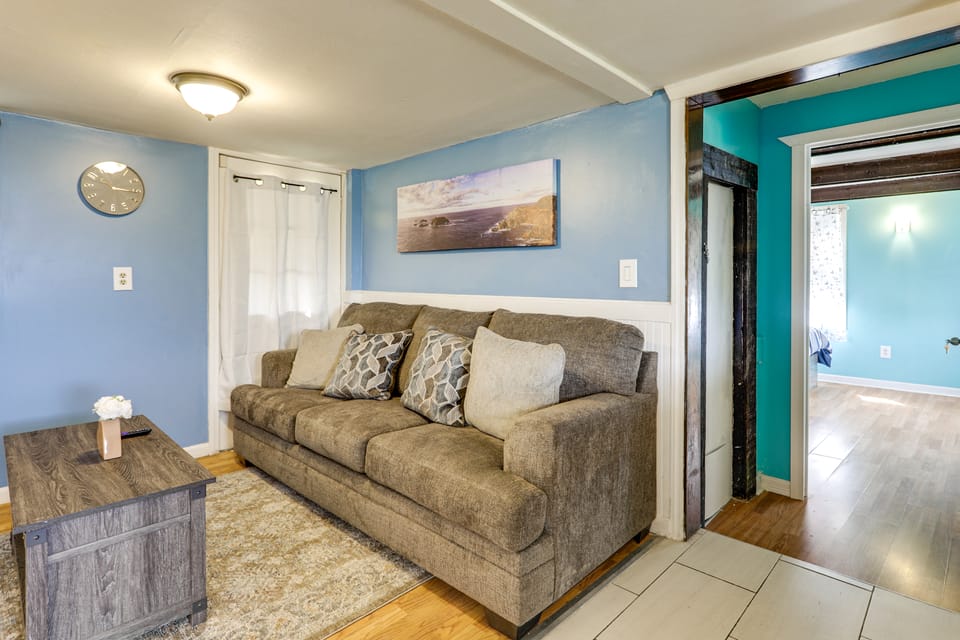 Near I-95 & Rhode Island Border! Pet-Friendly Home House in Rhode Island