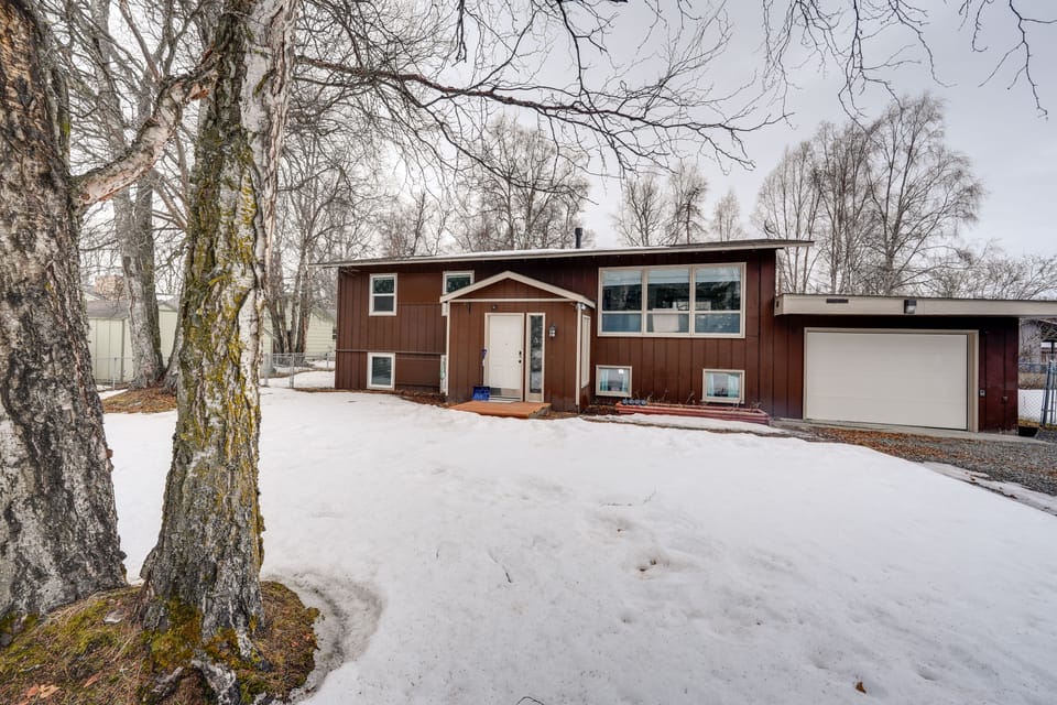 Spacious Soldotna Home: Walk to Fishing & Parks! House in Soldotna