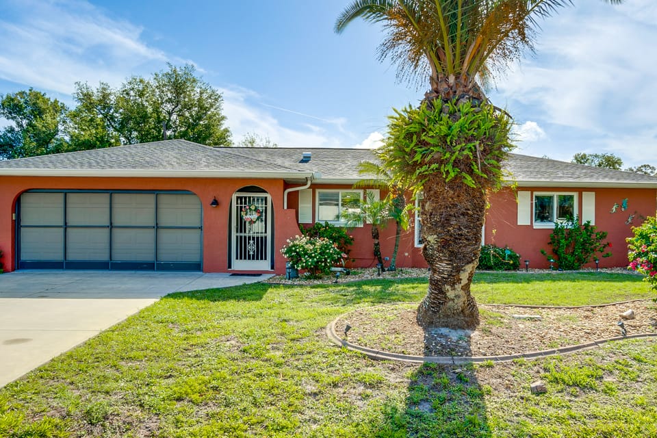 Private Yard + Heated Pool: Port Charlotte Oasis House in Port Charlotte