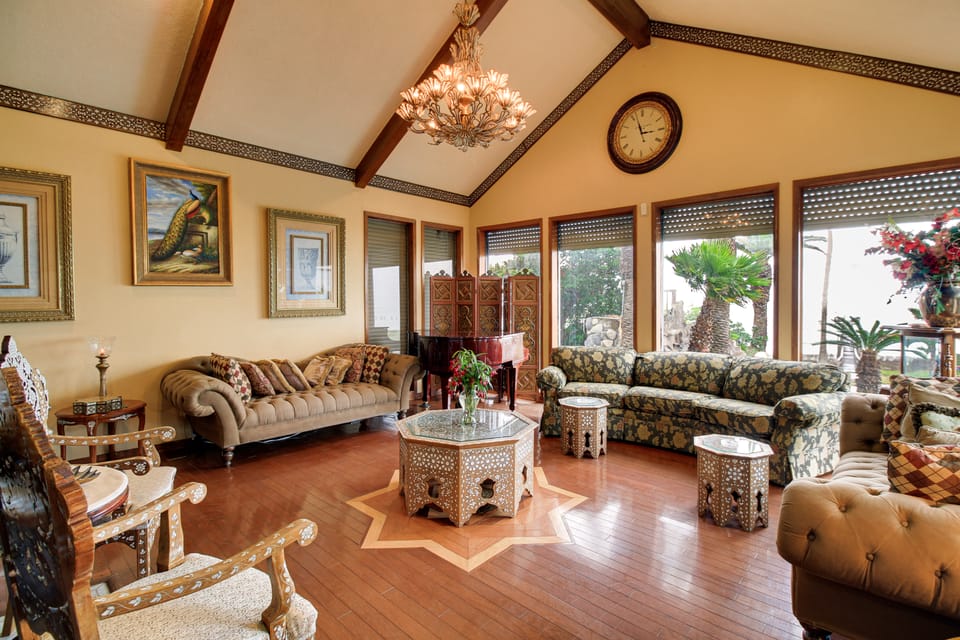 Luxe Waterfront Living: Portland Home w/ Pier! House in Corpus Christi