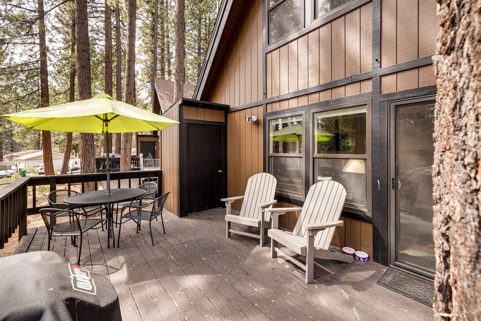 2 Mi to Lake Tahoe! All-Season Extended Getaway House in Incline Village