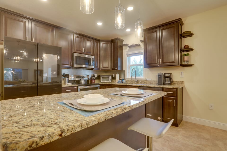 Swim, Golf, Grill & Chill! Port St Lucie Getaway House in Port Saint Lucie