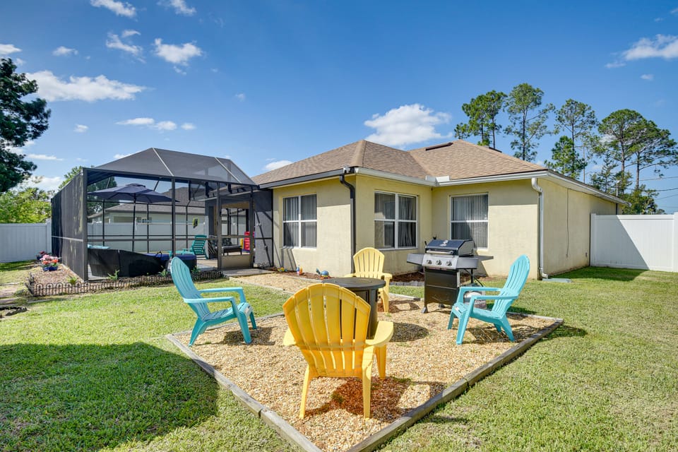 Patio & Poolside Relaxation! Palm Coast Getaway House in Palm Coast