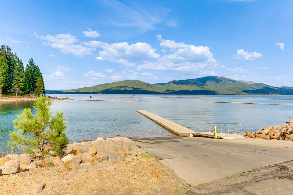 Near Beaches & Boat Launches! Lake Almanor Getaway House in Lake Almanor