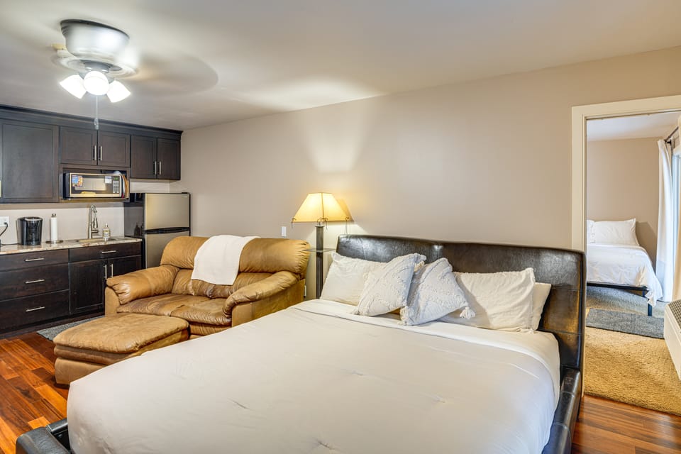 Walkable Lake Escape! Elkhart Lake Condo Apartment in Elkhart Lake