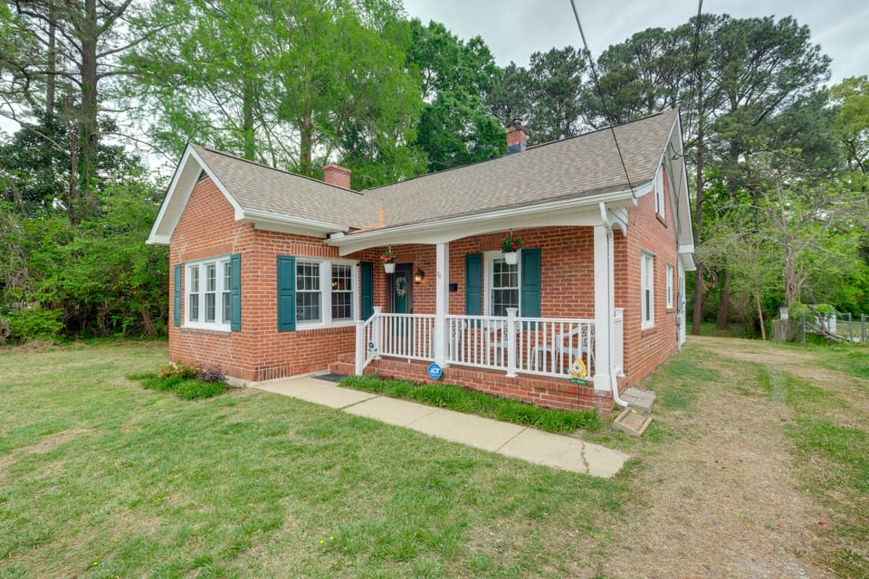 Updated Retreat Near James River & Dtwn Hopewell! House in Chesterfield County