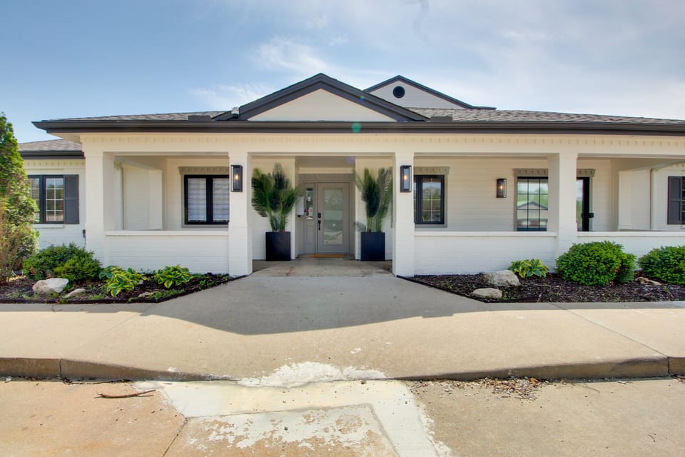 'Take Me Back Suite' at The Saint: Louisburg Condo Apartment in Ozark Mountains