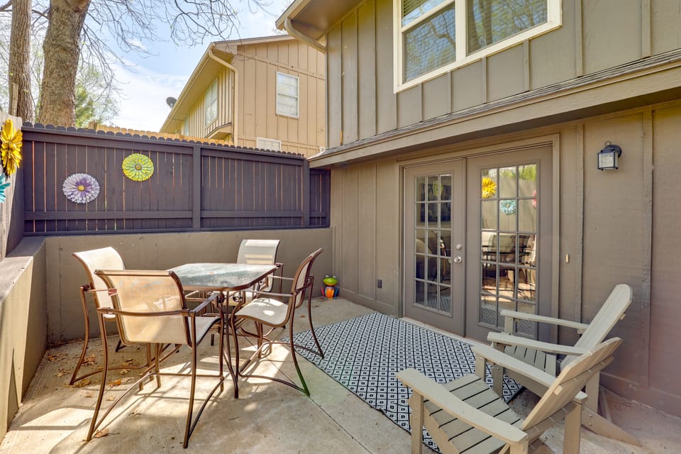 3BR | 2 King Beds | Near Downtown Overland Park Apartment in Overland Park