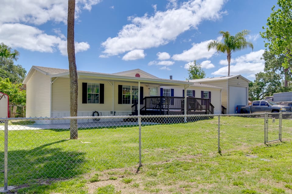 Near Rocket Launches & Beaches! Cocoa Family Home House in Florida